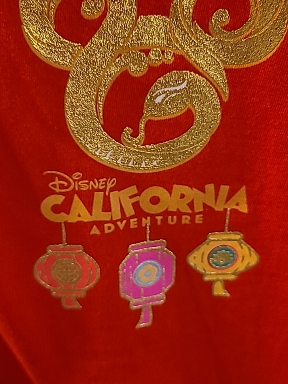 #22 Disney Red Gold CA Adventure  Lunar New Year T Shirt XS Unisex - Picture 7 of 7